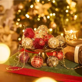 Ornaments For Christmas Trees, 16ct 2.36 Inches White And Silver Shatterproof Christmas Tree Decorations, Luxury Hanging Ball Ornaments For Xmas Holid (Option: RedGold)